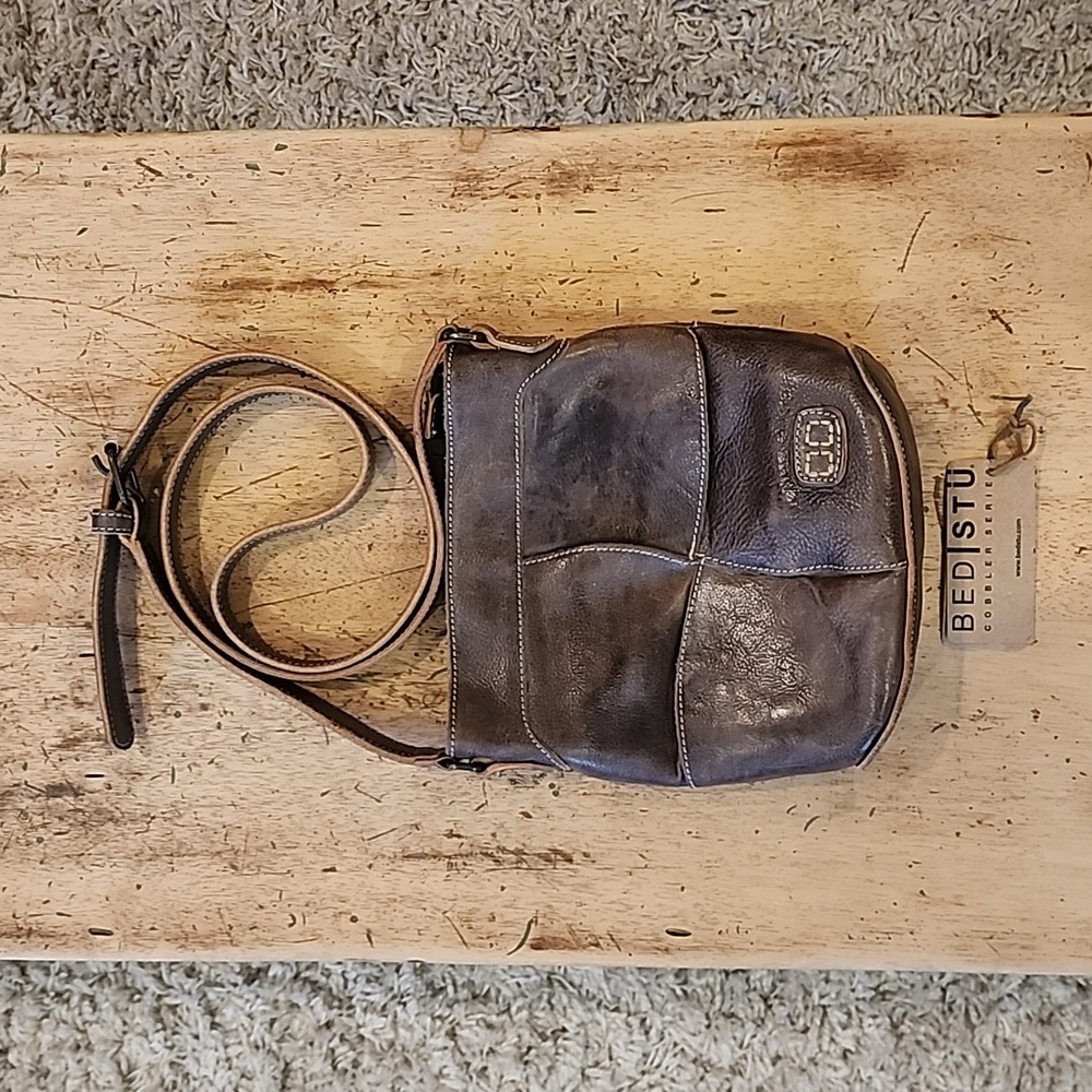 Bed Stu Coronado bag in Excellent Condition - Brown with gray undertones.